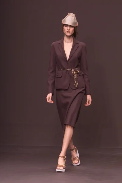 Look 29